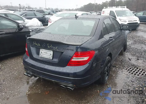 2013 Mercedes-Benz C 63 Amg from USA, damaged, VIN WDDGF7HB3DA838251